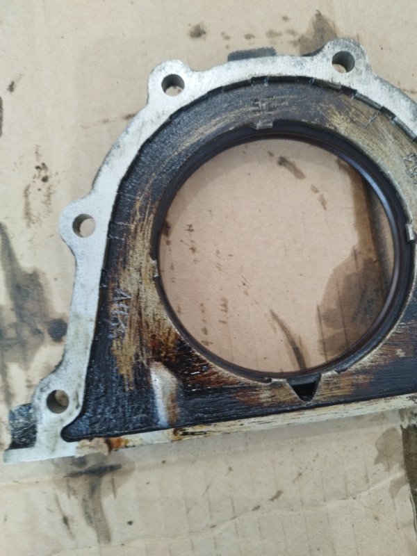 Крышка коленвала лада 21093 1994 2109