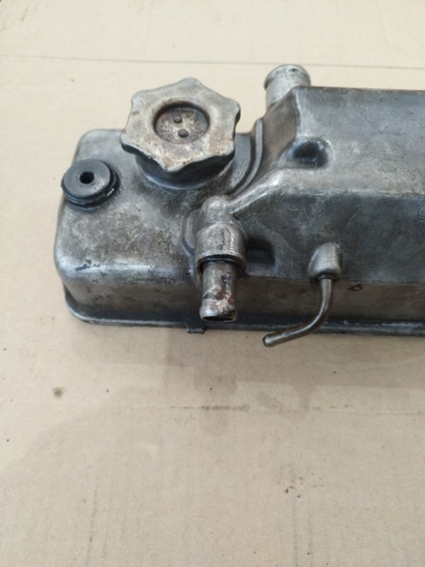 Крышка клапанная лада 21102 2002