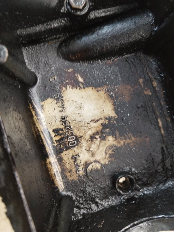 Крышка клапанная лада 21102 2002