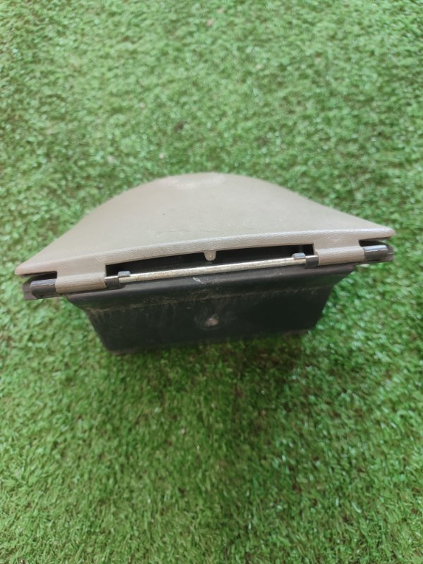 Пепельница лада калина 2007 11193