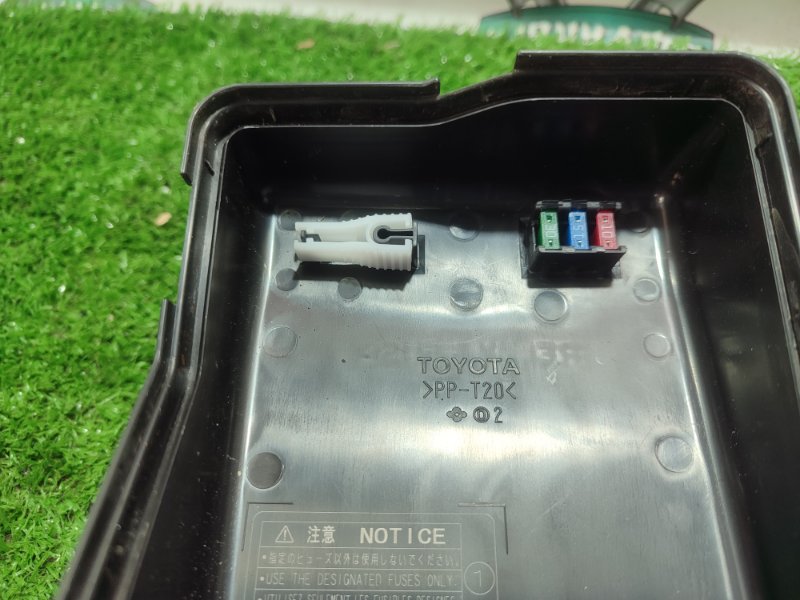 Крышка блока предохранителей Toyota Camry 2008 ACV 40