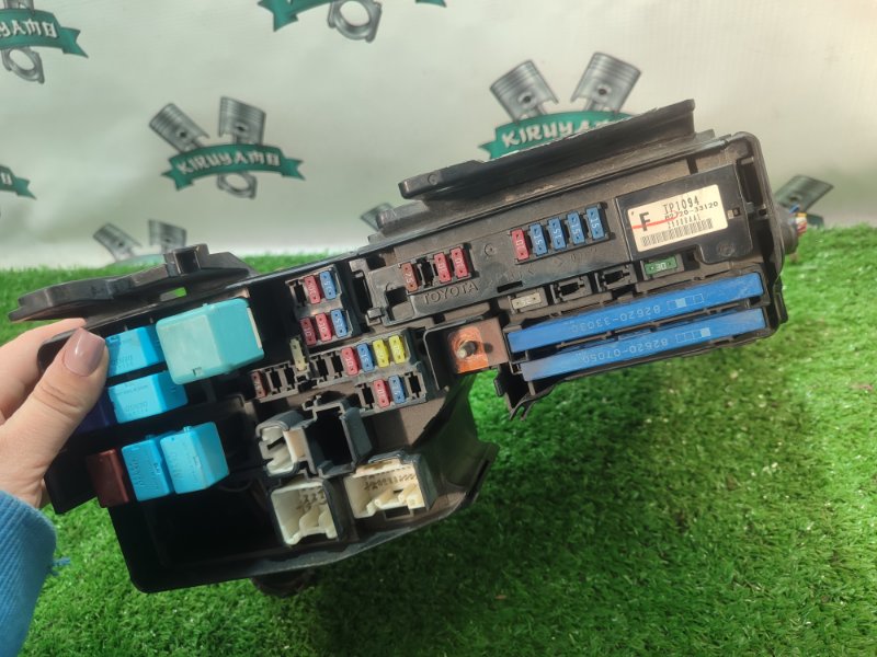 Блок предохранителей Toyota Camry 2008 ACV 40