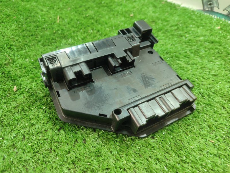 Блок предохранителей Toyota Camry 2008 ACV 40