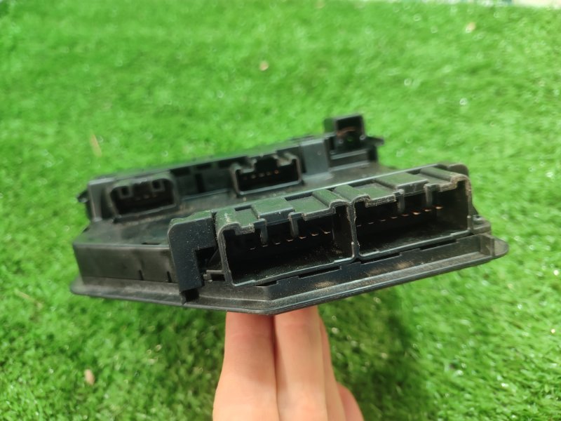 Блок предохранителей Toyota Camry 2008 ACV 40