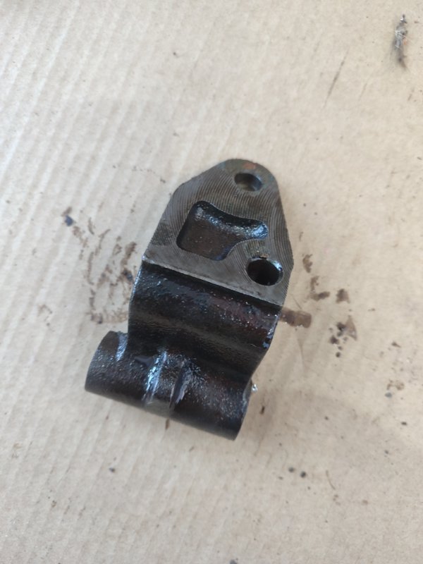 Кронштейн генератора лада 21053 2105