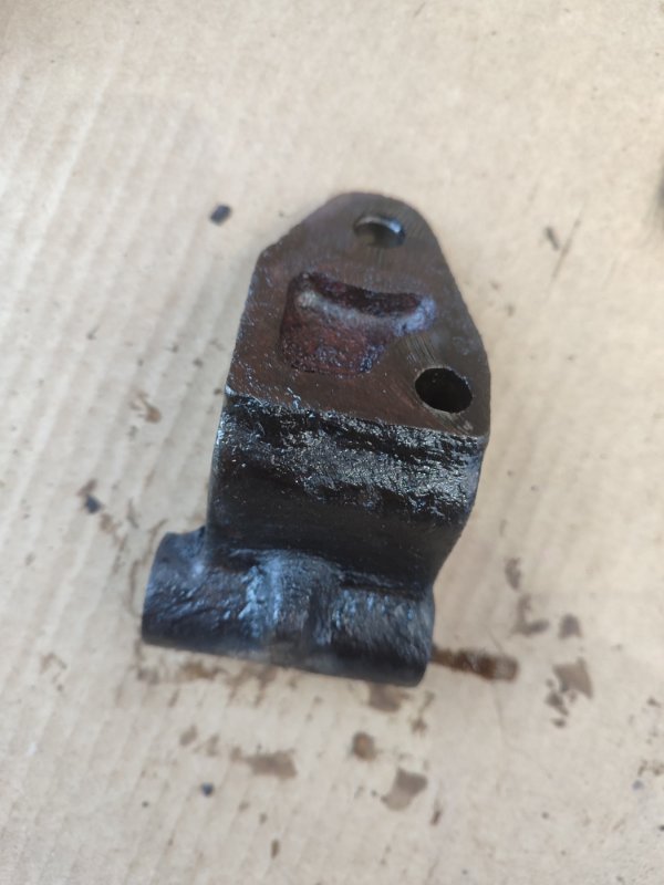 Кронштейн генератора лада 21053 2105