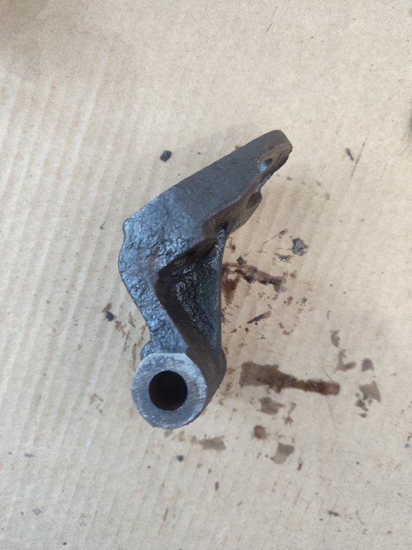 Кронштейн генератора лада 21053 2105