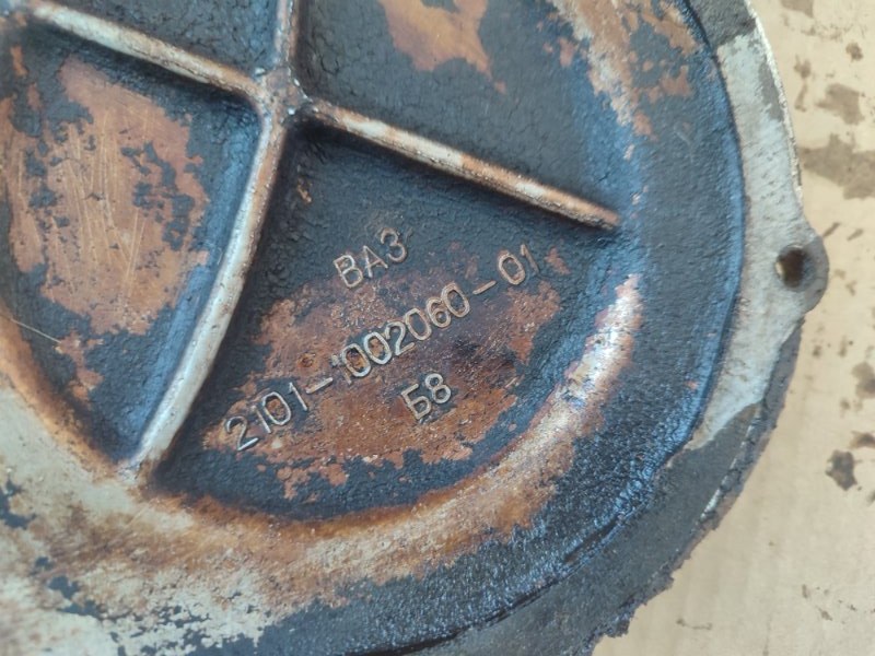 Лобовина двигателя лада 21053 2105