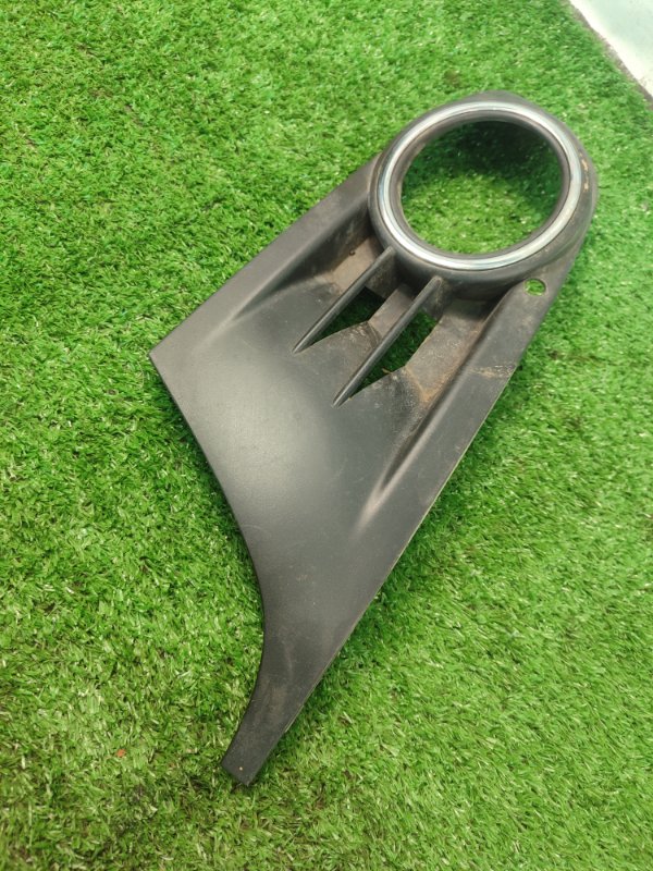 Накладка на бампер Volkswagen Golf