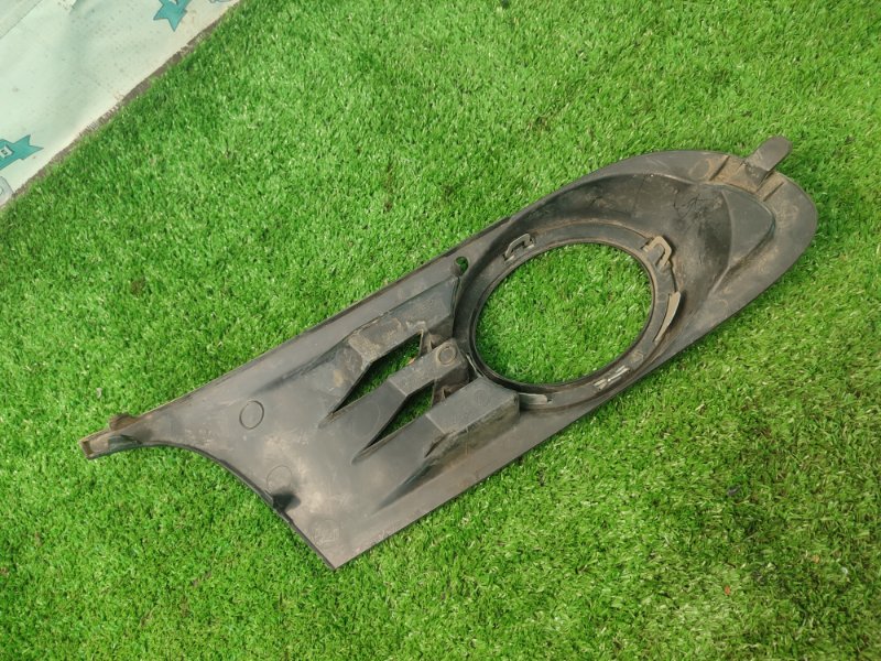 Накладка на бампер Volkswagen Golf