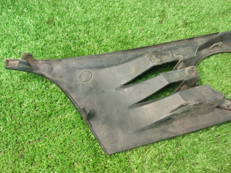 Накладка на бампер Volkswagen Golf