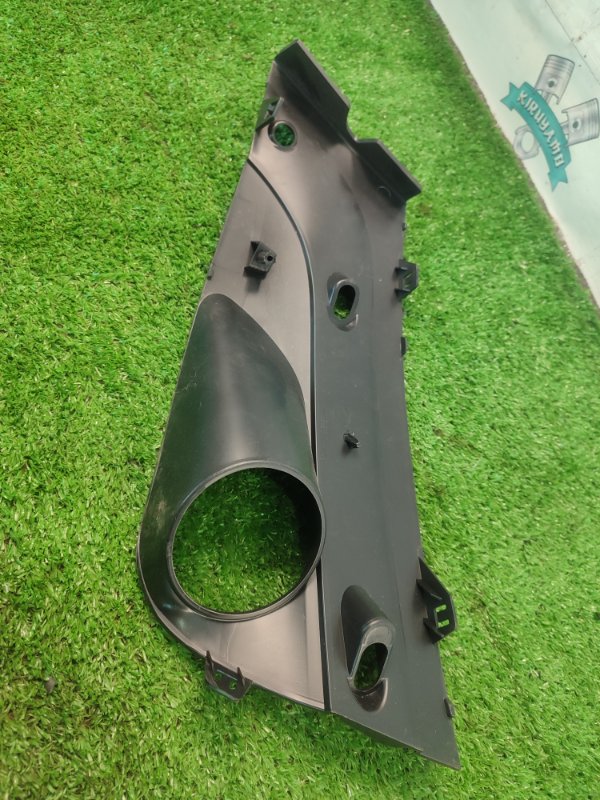 Накладка на бампер Лада Веста