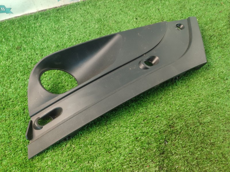 Накладка на бампер Лада Веста