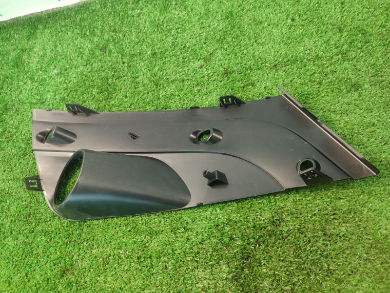 Накладка на бампер Лада Веста