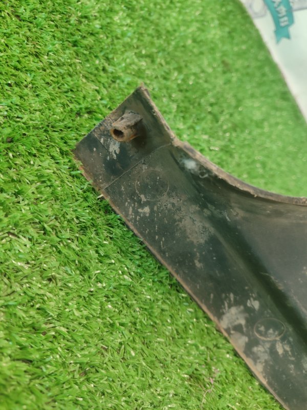 Обшивка стойки центральной нижней лада 2110 2110