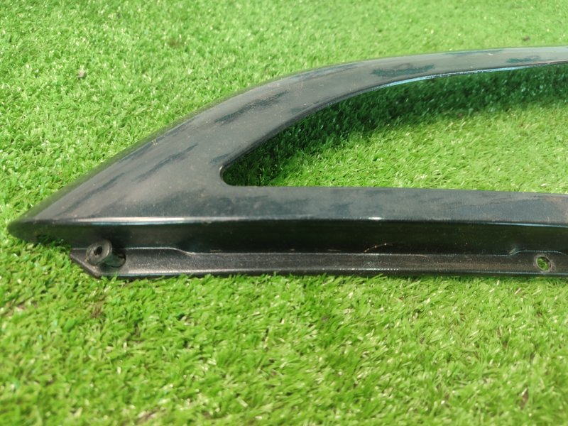 Рамка стекла двери лада 2110 2110