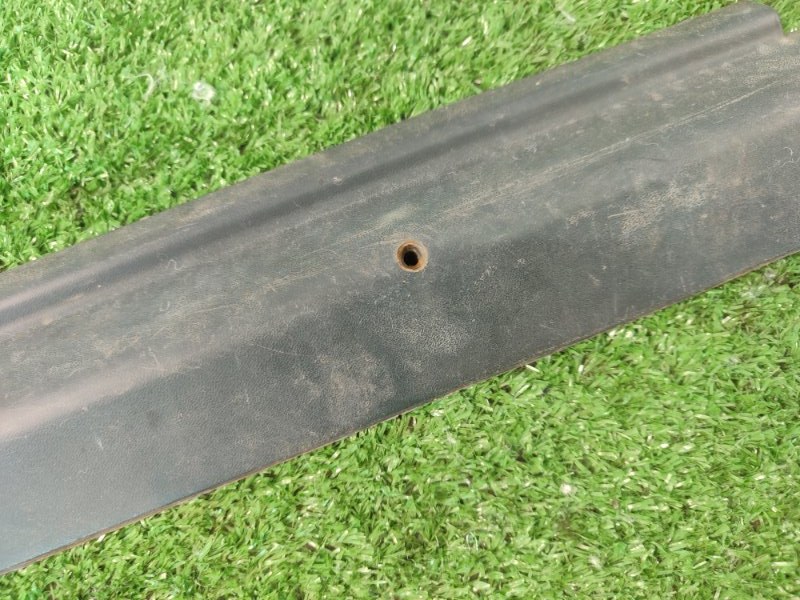 Накладка на порог салона лада 2110 2110