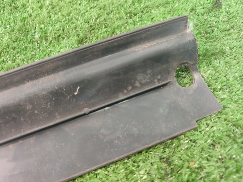 Накладка на порог салона лада 2110 2110