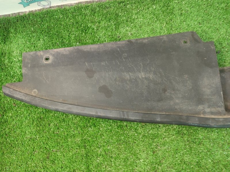 Накладка замка капота Kia Rio