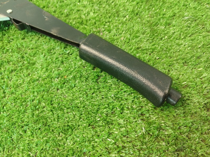 Рычаг стояночного тормоза нива шевроле