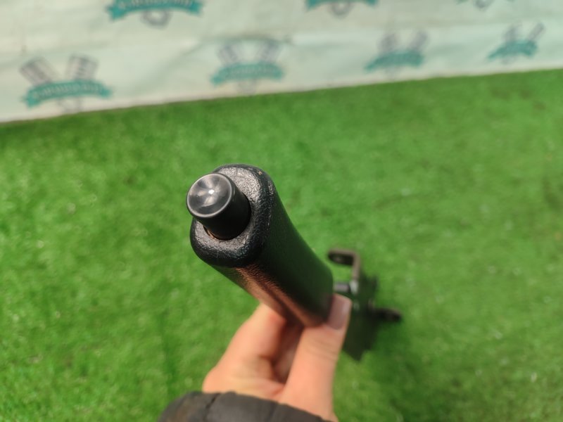 Рычаг стояночного тормоза нива шевроле