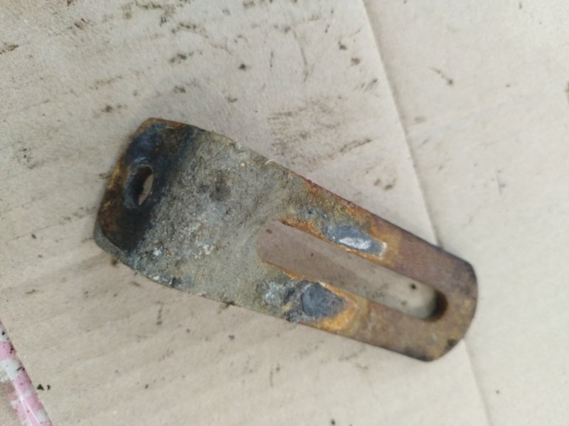 Кронштейн генератора лада 2106 1983 21063