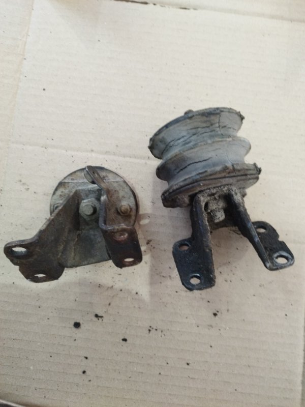 Кронштейн двигателя лада 2105 21053