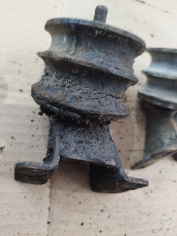 Кронштейн двигателя лада 2105 21053