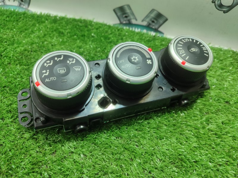 Блок управления климат-контролем Mitsubishi Outlander XL