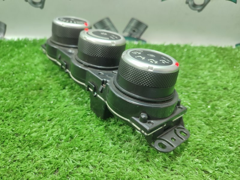 Блок управления климат-контролем Mitsubishi Outlander XL