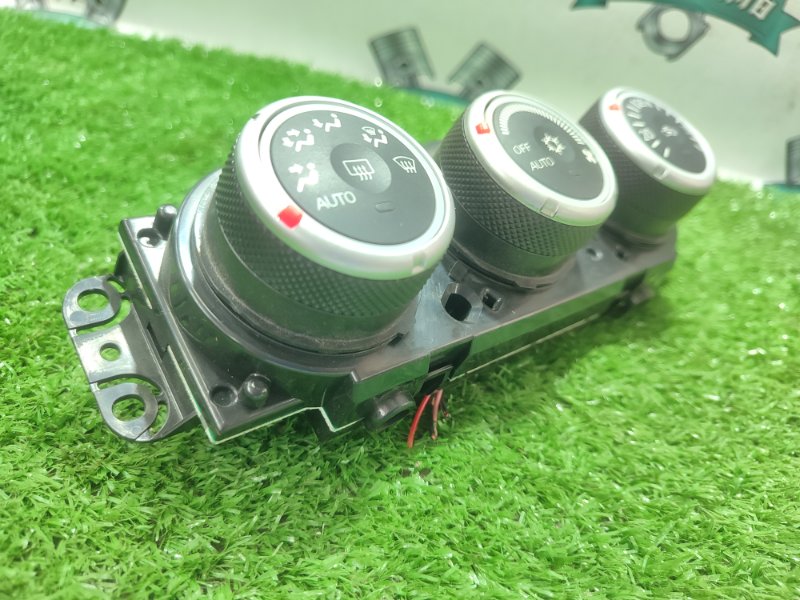 Блок управления климат-контролем Mitsubishi Outlander XL