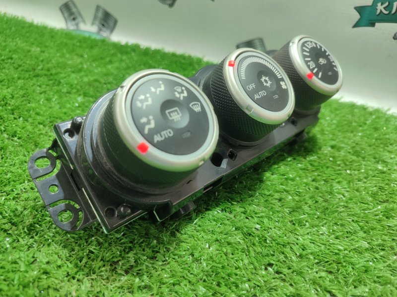 Блок управления климат-контролем Mitsubishi Outlander XL