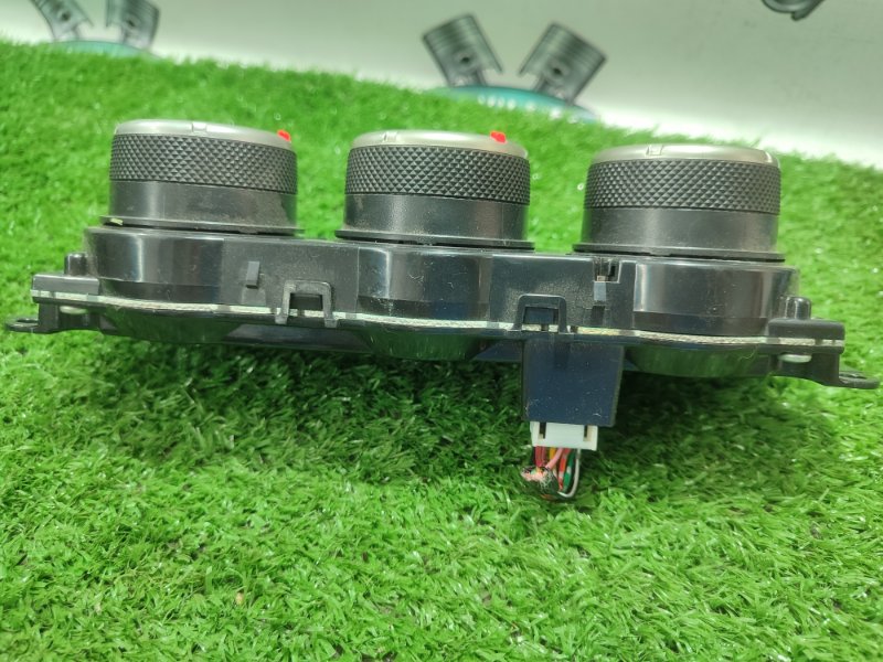 Блок управления климат-контролем Mitsubishi Outlander XL