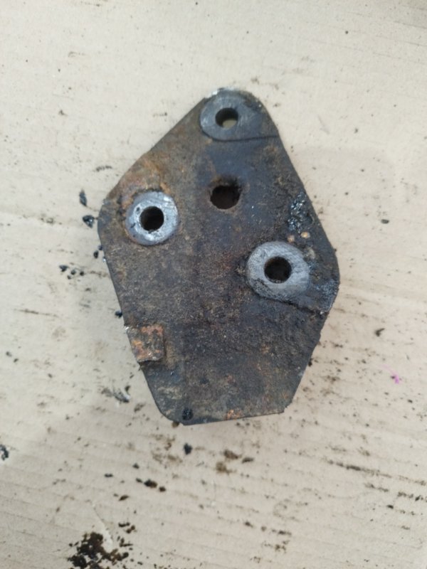 Кронштейн двигателя лада 2105 21053