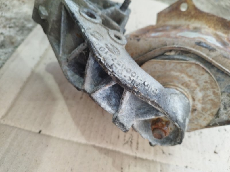 Кронштейн двигателя лада 21102 2002