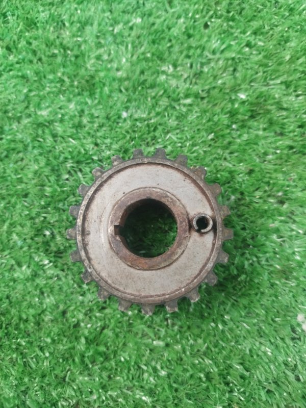 Шестерня коленвала лада 21083 1996