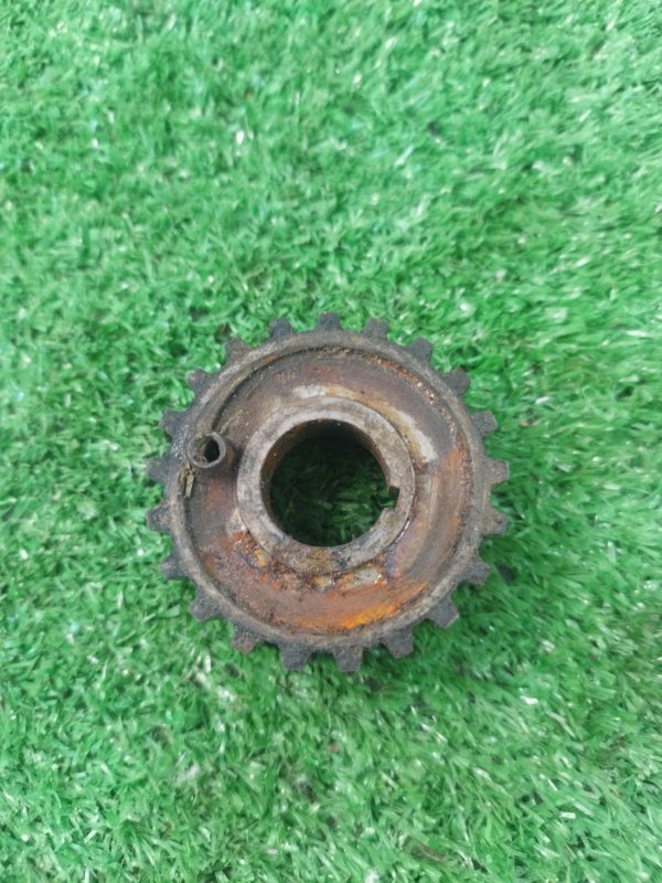 Шестерня коленвала лада 21083 1996