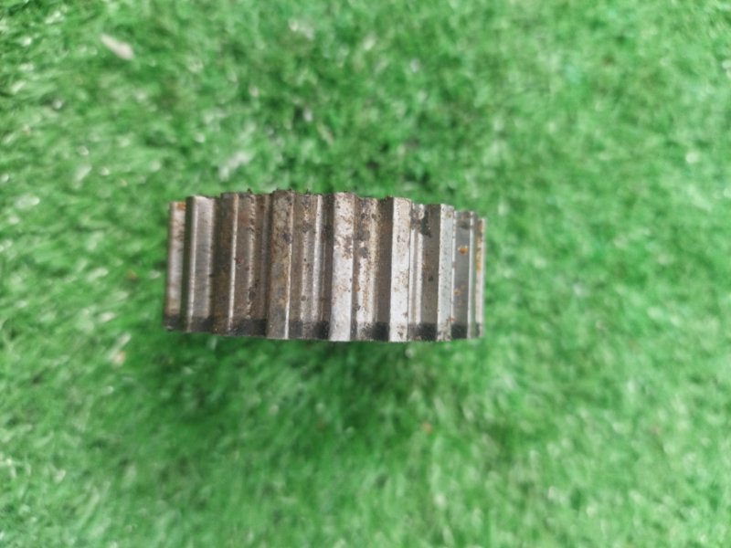 Шестерня коленвала лада 21083 1996