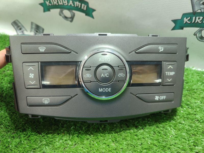 Блок управления климат-контролем TOYOTA Corolla Fielder NZE141