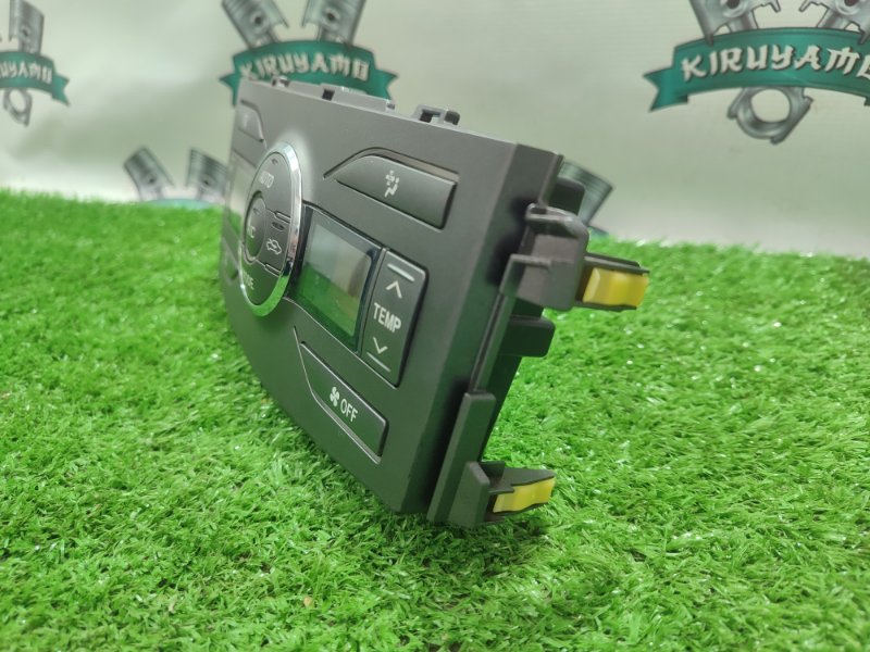 Блок управления климат-контролем TOYOTA Corolla Fielder NZE141