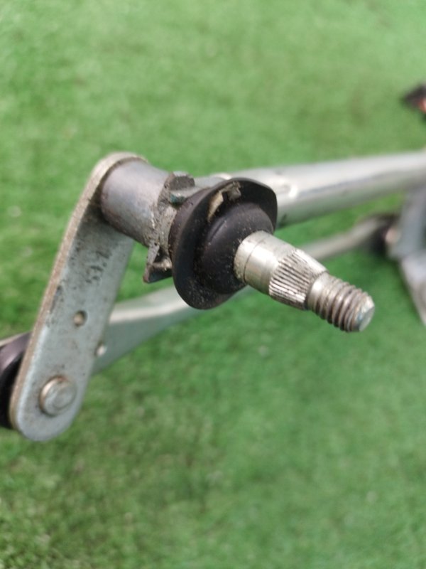 Трапеция дворников Chevrolet Niva