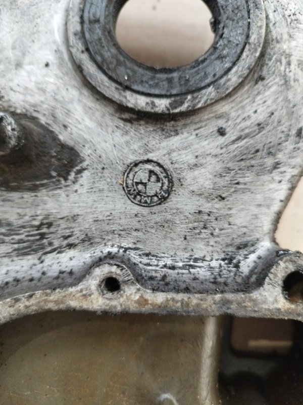 Лобовина двигателя BMW 3 E30