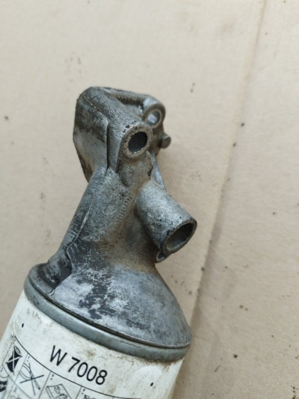 Кронштейн масляного фильтра BMW 3 E30