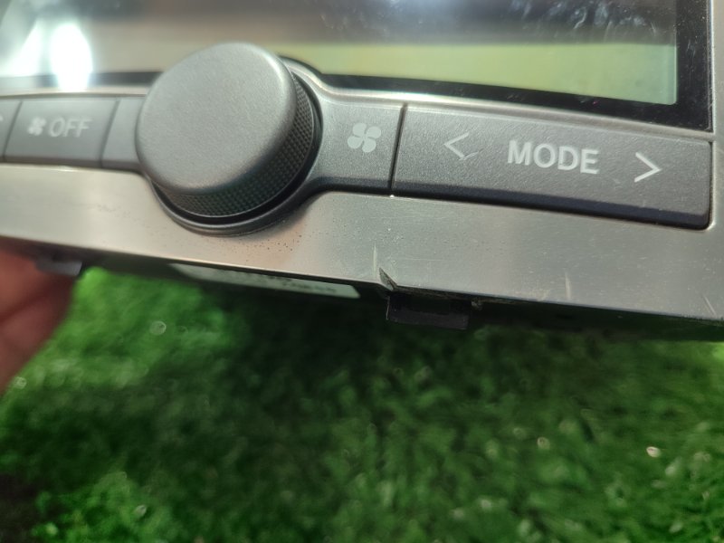 Блок управления климат-контролем TOYOTA Avensis t-250