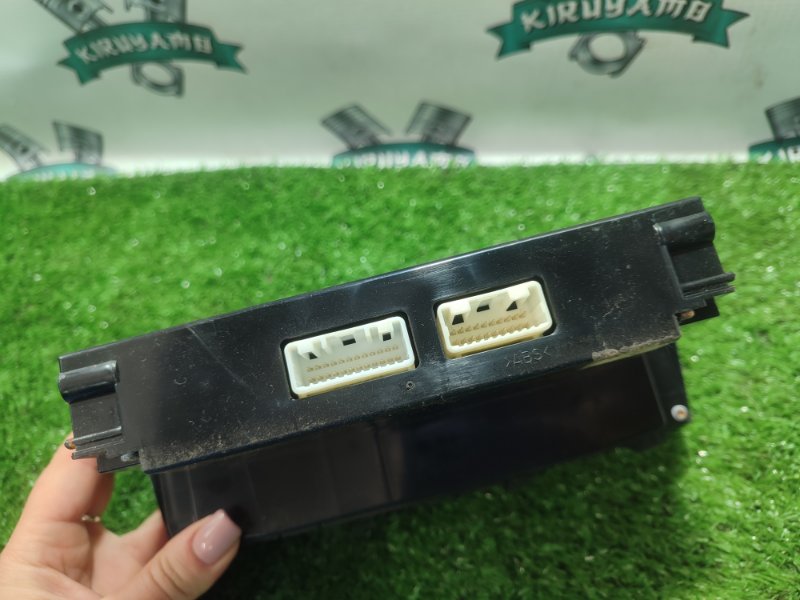 Блок управления климат-контролем TOYOTA Avensis t-250