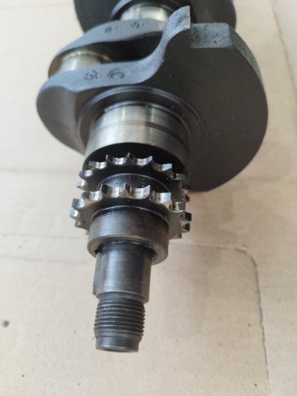 Коленвал BMW 3 E30