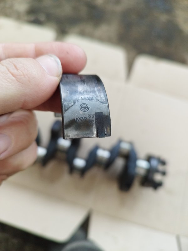 Коленвал BMW 3 E30