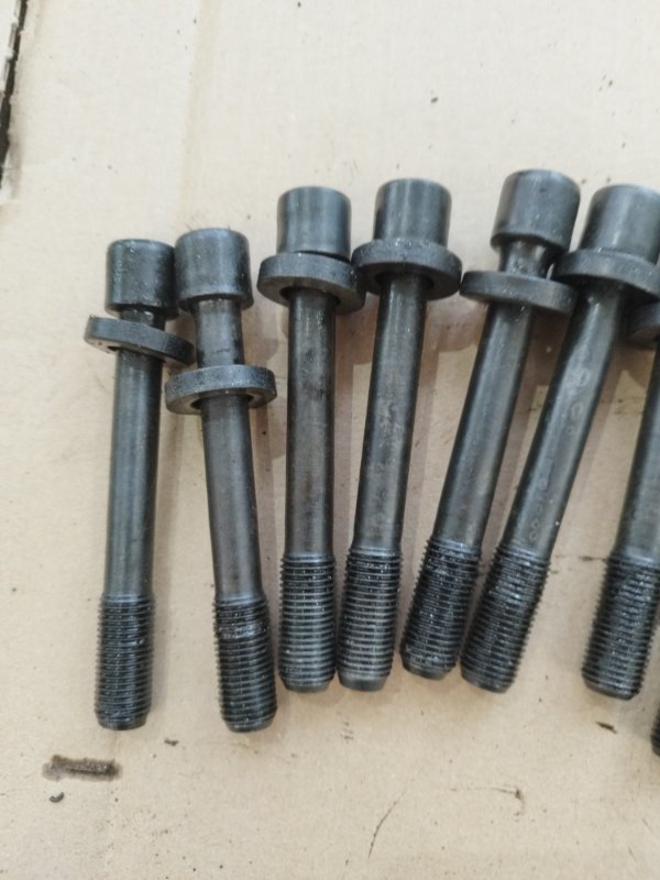 Болт головки блока цилиндров ГАЗ Соболь 2217 1999 2217