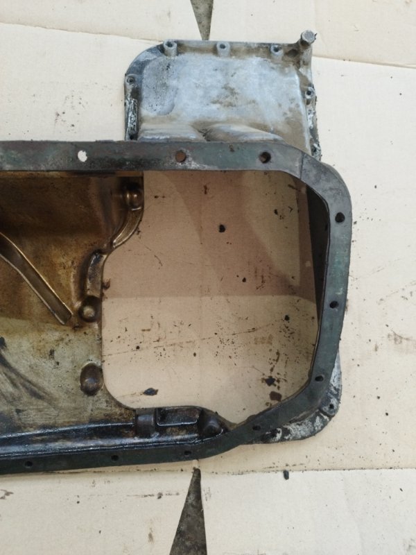 Поддон двигателя BMW 3 E30