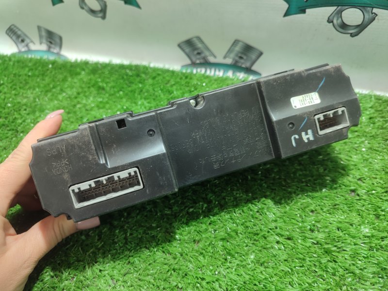 Блок управления климат-контролем Honda Civic FD3